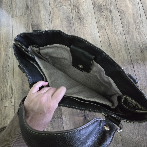 Kenneth Cole Reaction Black and Gray Tote Bag - Picture 8 of 12